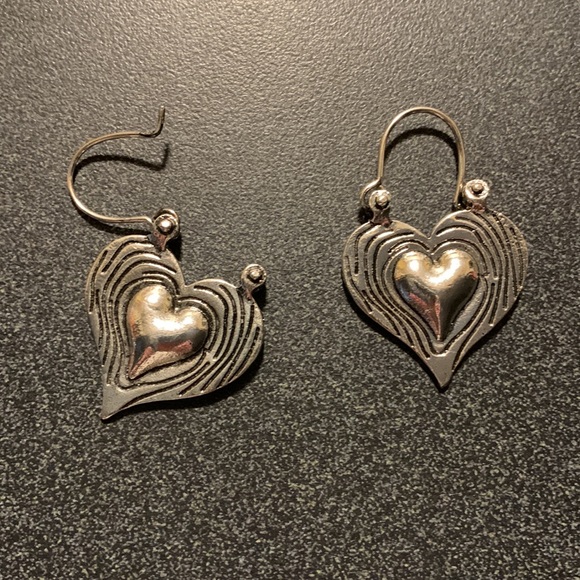 NIP Heart Within a Heart Silver Wired Earrings - Picture 6 of 7